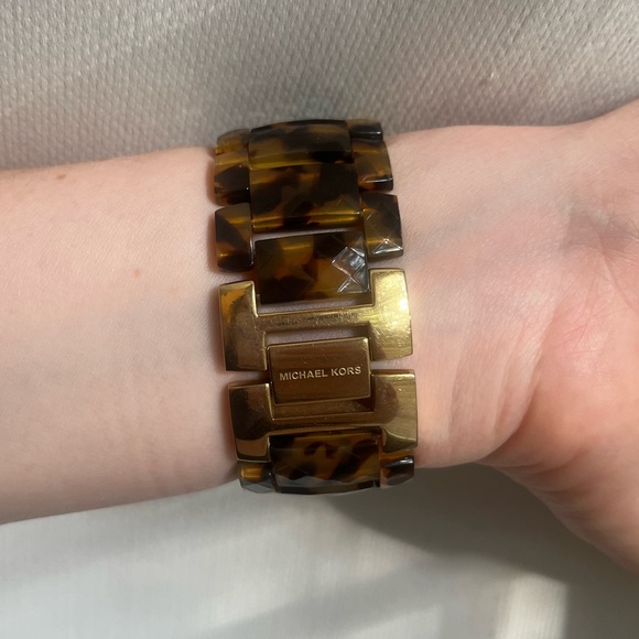 Tortoise shell Michael Kors wristwatch